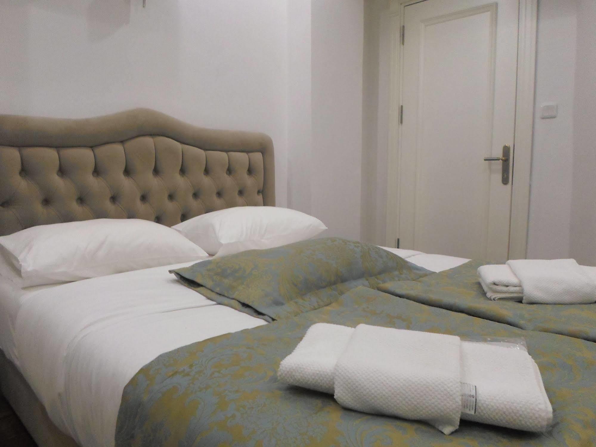 La Petite Maison Hotel Istambul Extérieur photo